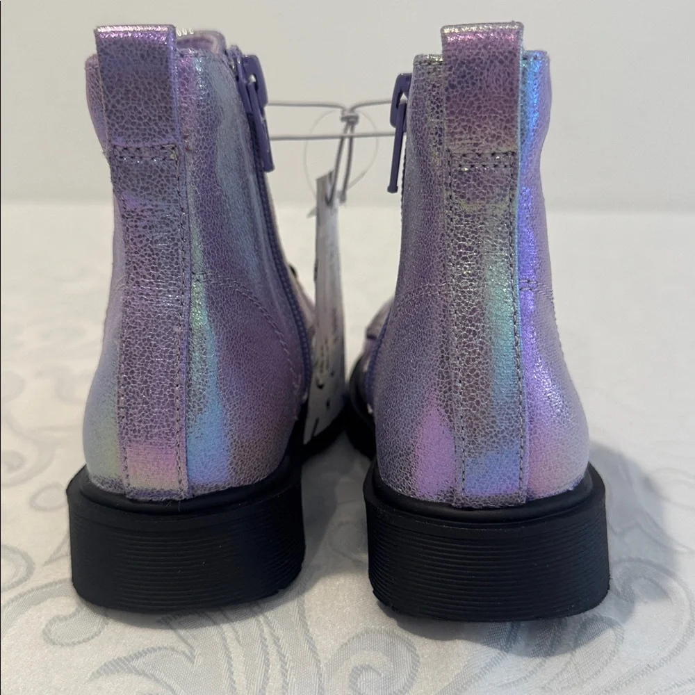 Harper Canyon Iridescent Combat Boots. Girls 8